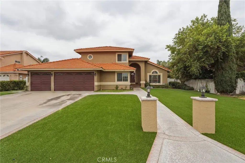 1014 W Jackson, Rialto