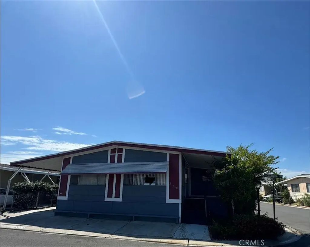 4000 Pierce 278, Riverside