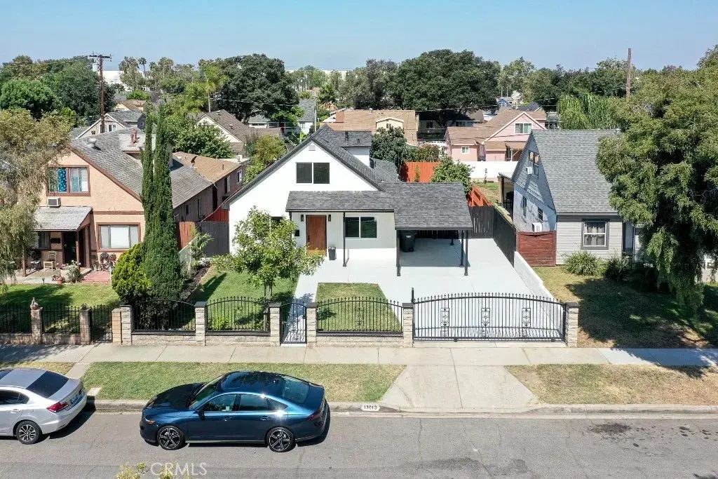 13013 Woodridge, La Mirada