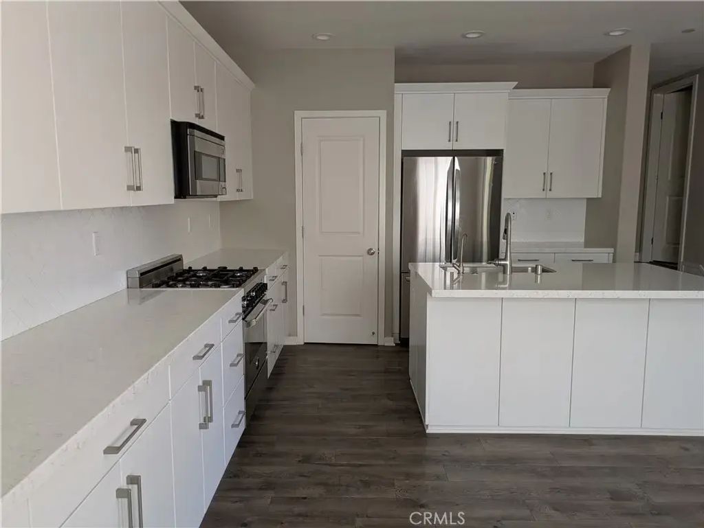 104 Excursion, Irvine