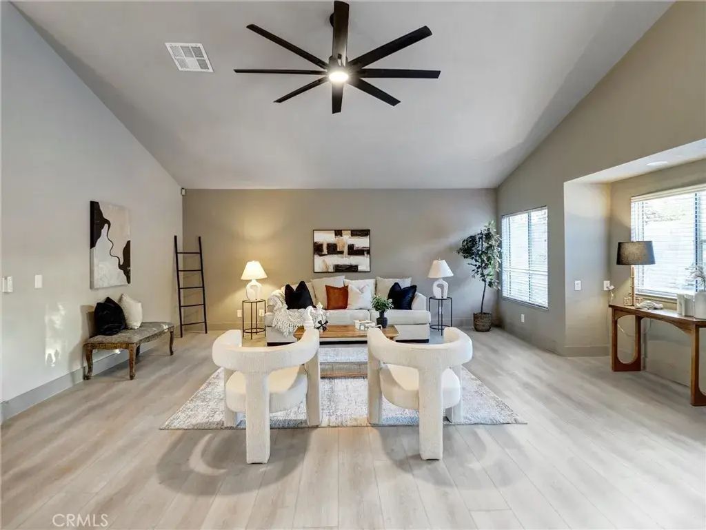 39685 Saint Michael, Palm Desert