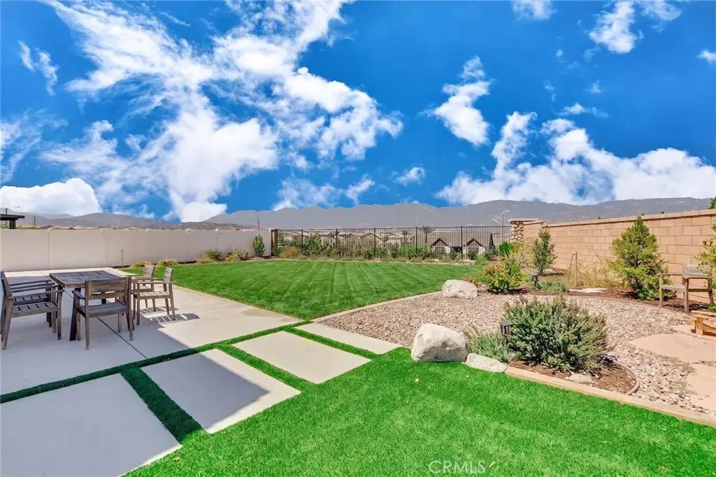 2573 Hannah Creek Lane, Rialto
