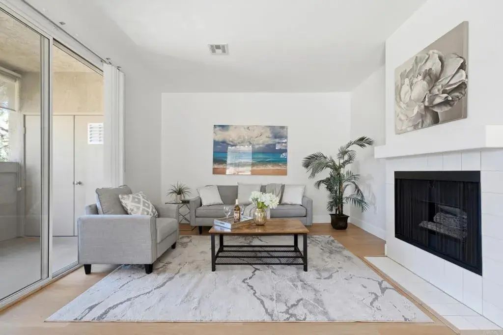8646 New Salem 10, 