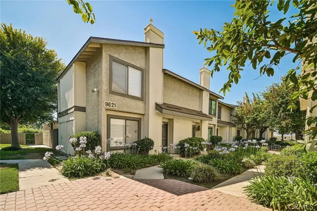 9621 Sepulveda Boulevard 5, North Hills