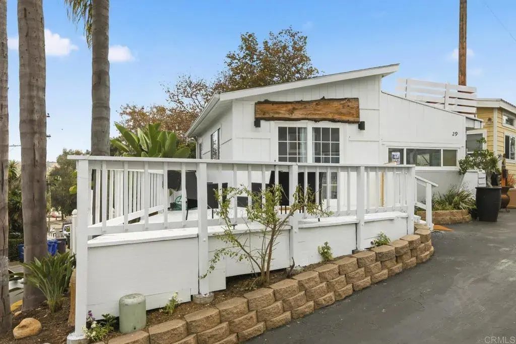 170 Diana, Encinitas