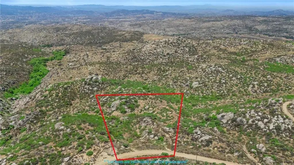 990 Crazy Horse Canyon, Aguanga