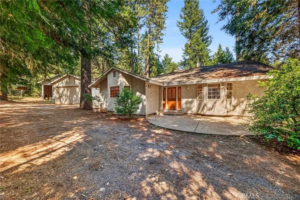 6463 Hollywood, Magalia