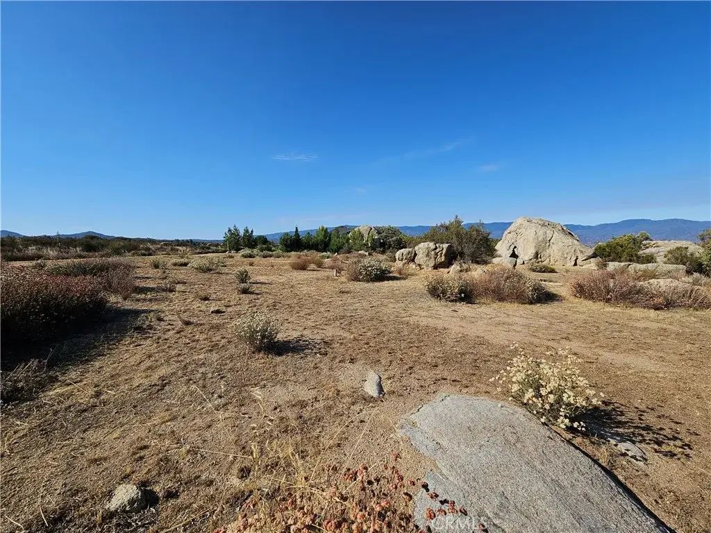 41173 Rocky Valley, Aguanga