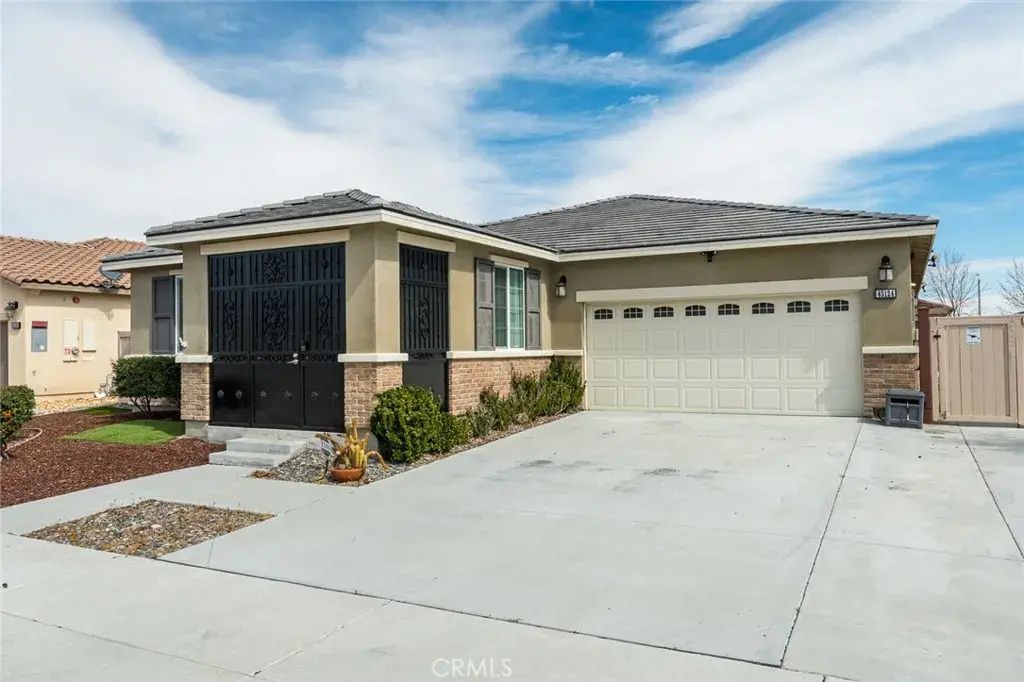 45124 42nd West, Lancaster