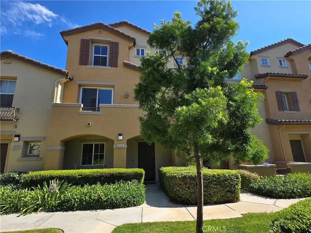12538 Tavira Lane, Eastvale