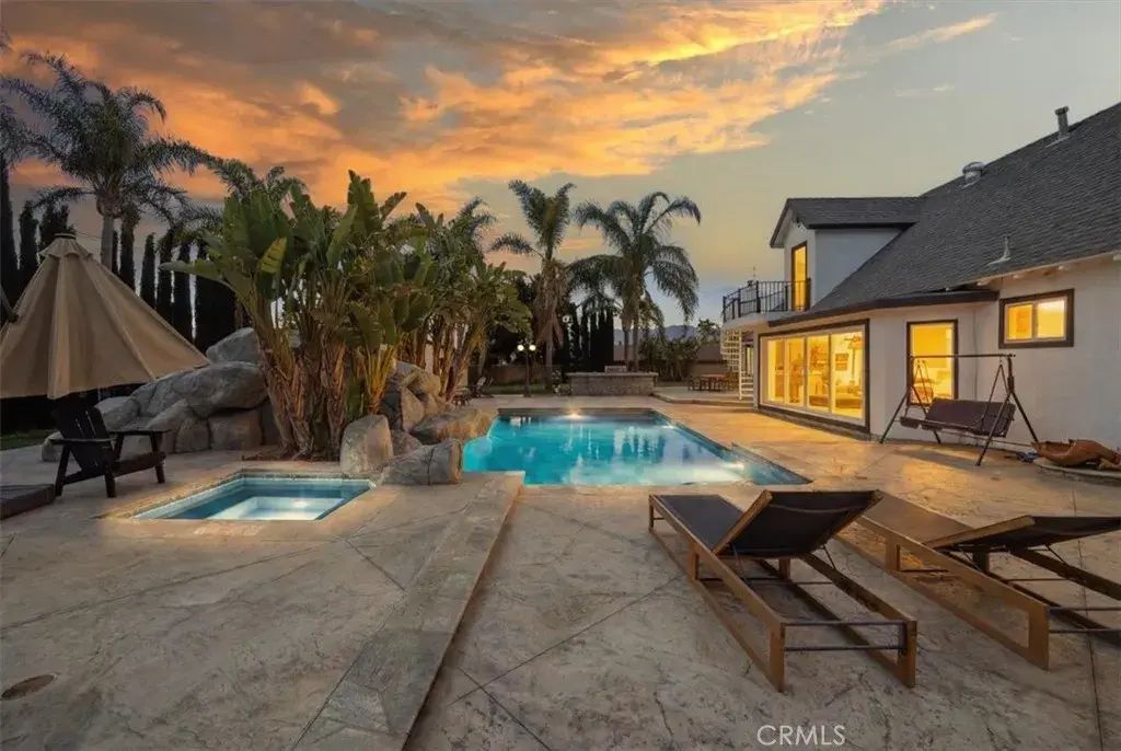 2171 Indian Horse, Norco