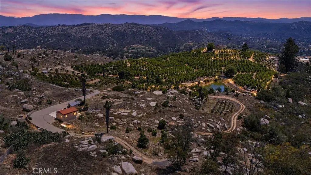 1252 Rancho Luiseno, Escondido