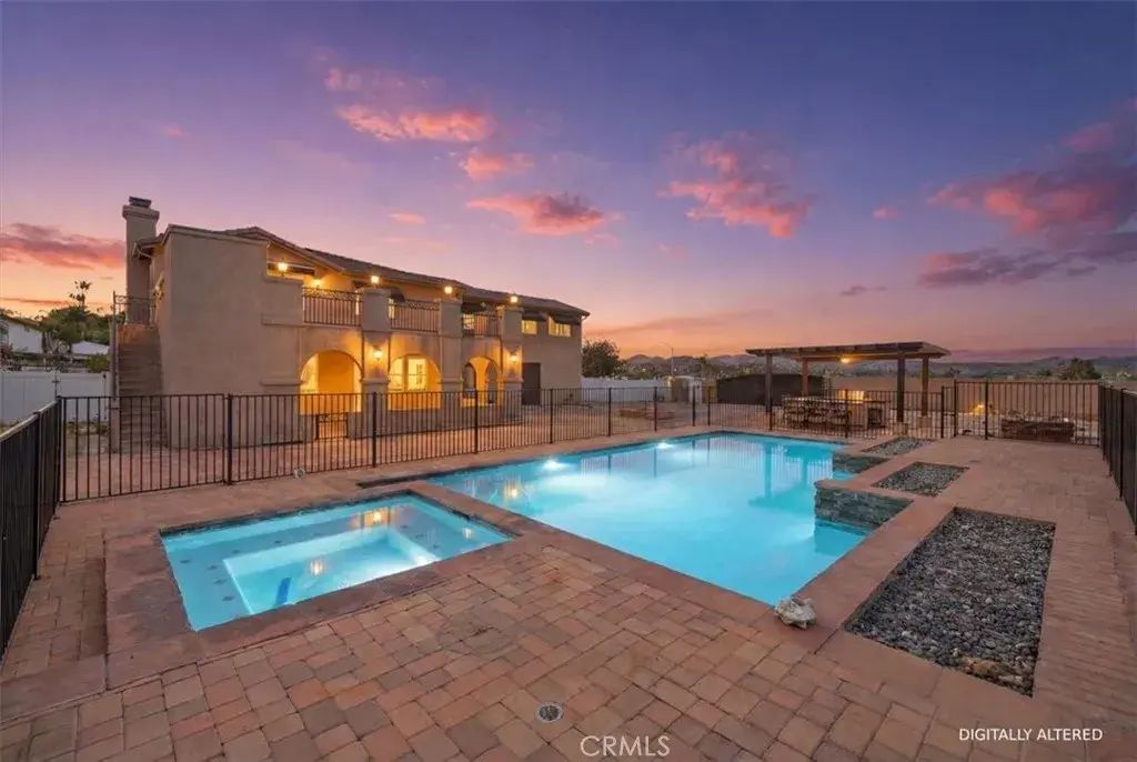17731 Glen Hollow, Riverside