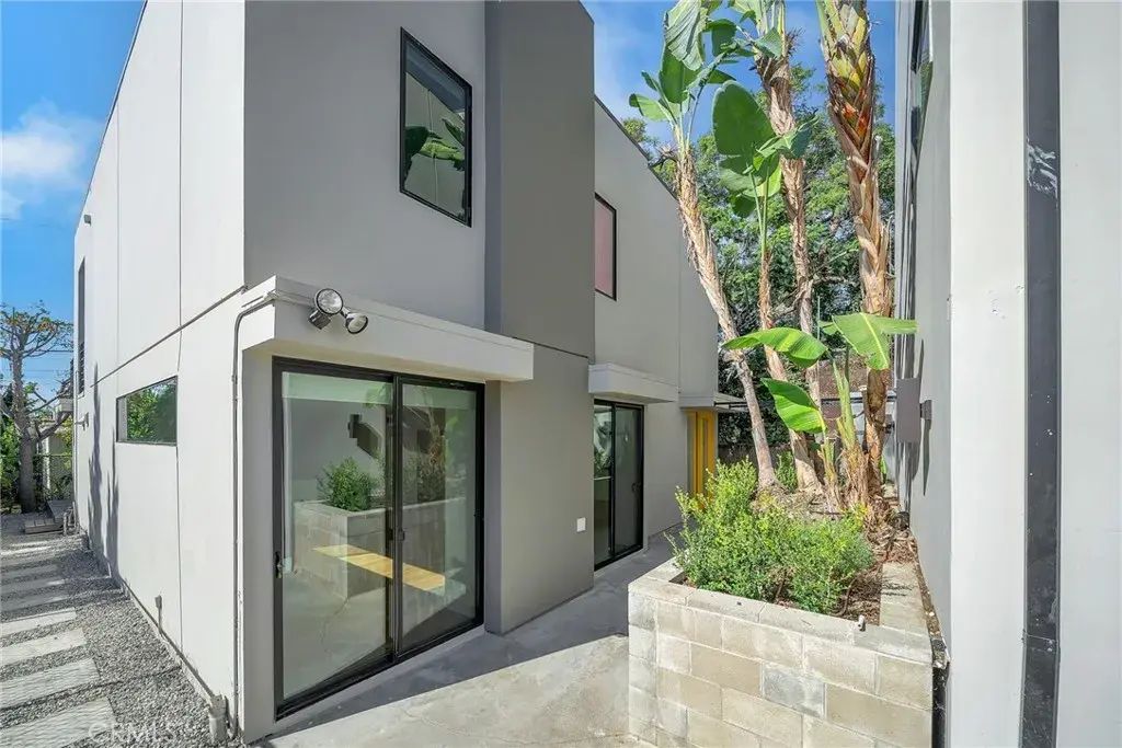 1531 Wellesley, Los Angeles