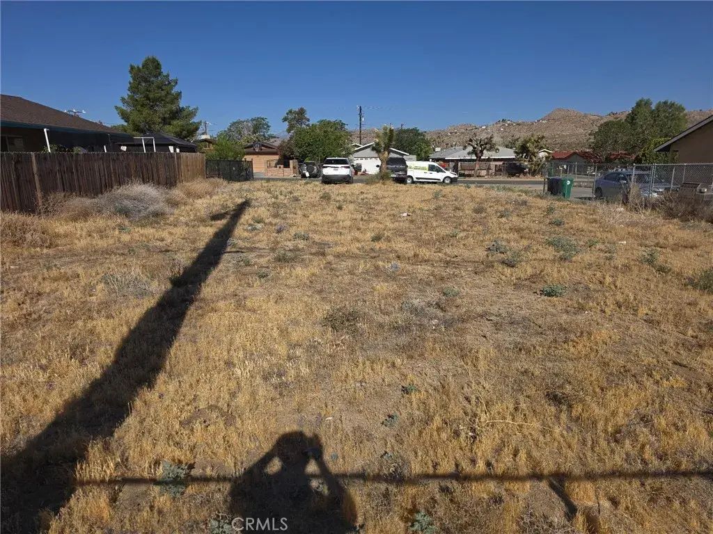 6427 Balboa, Yucca Valley