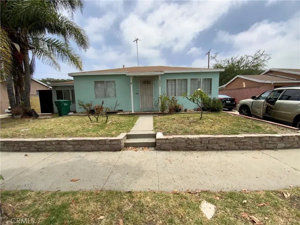 6350 Myrtle Avenue, Long Beach