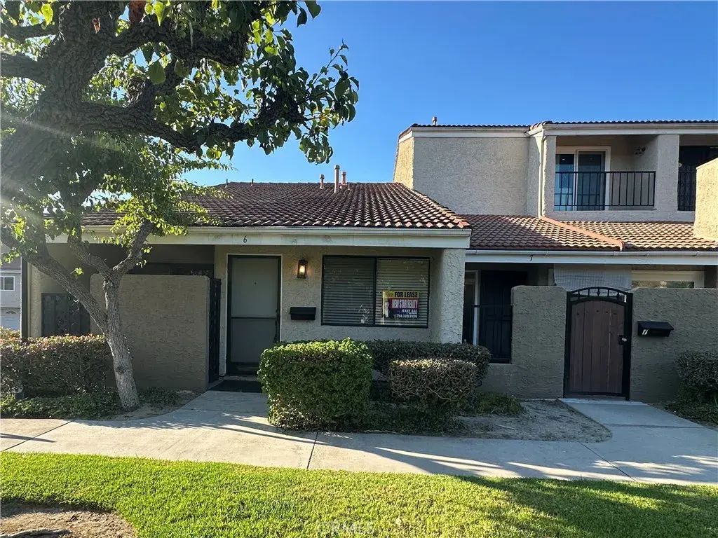 6 Lincoln Court, Buena Park