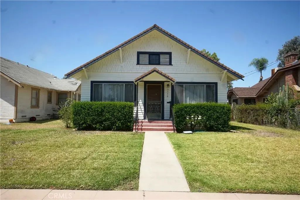 3750 Taft Street, Riverside