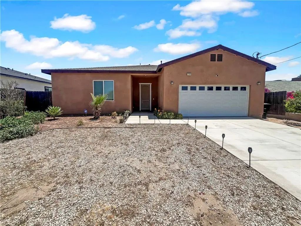 756 S 8th, Colton