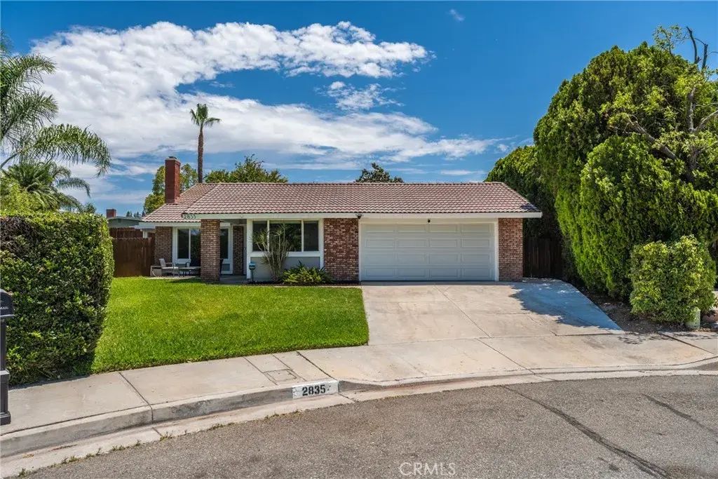 2835 Capricorn, Riverside