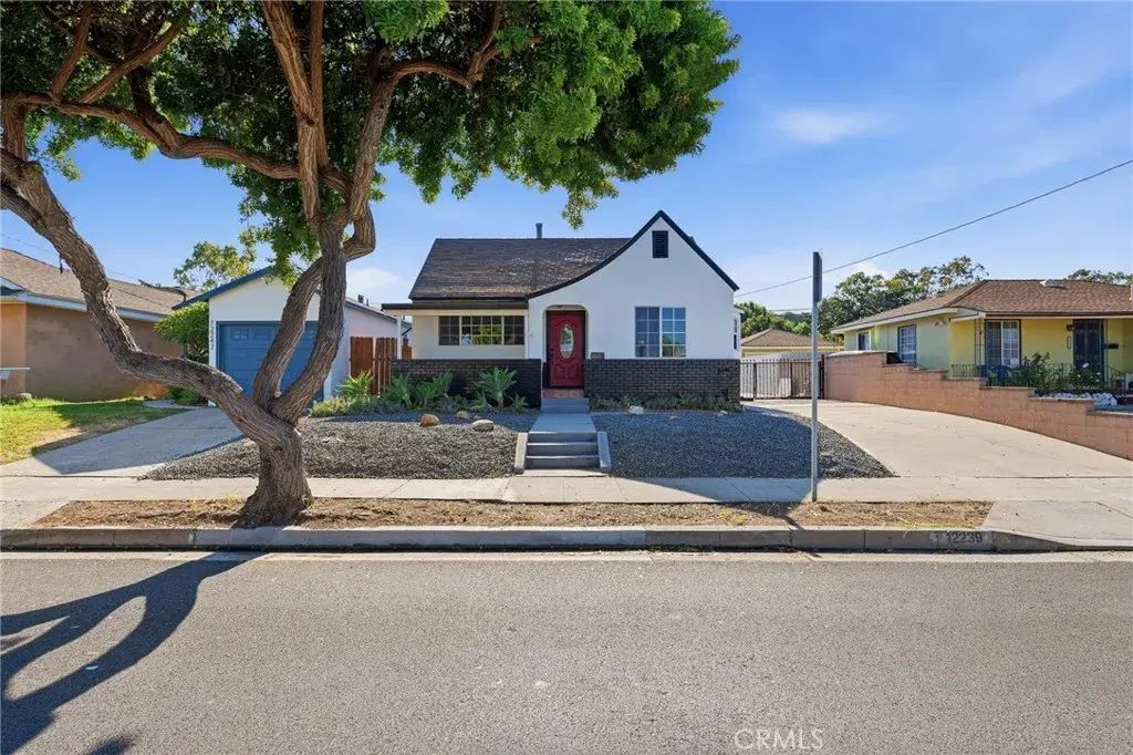 12239 Cedar Avenue, Hawthorne