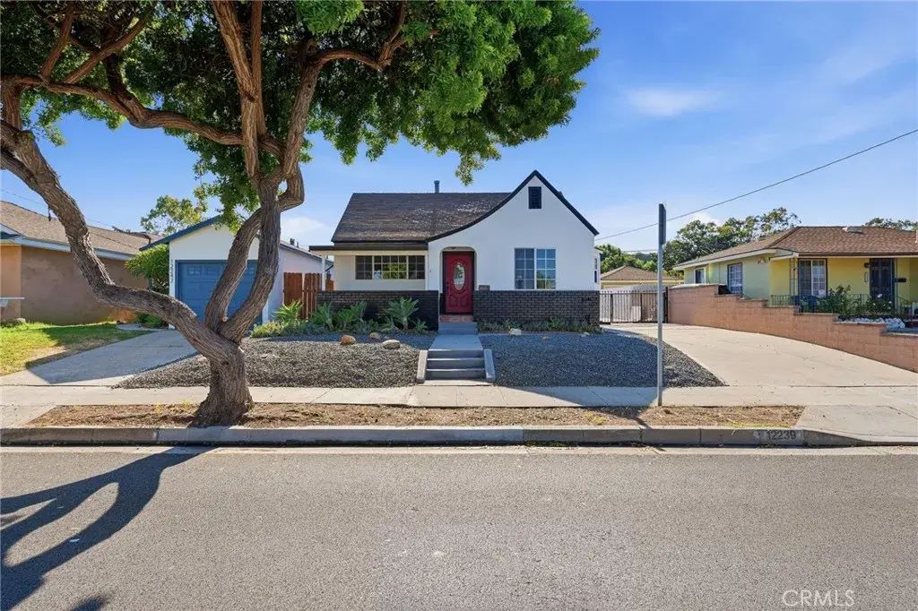 12239 Cedar Avenue, Hawthorne