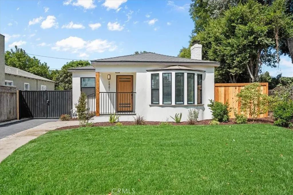 2481 S Westgate Avenue, Los Angeles