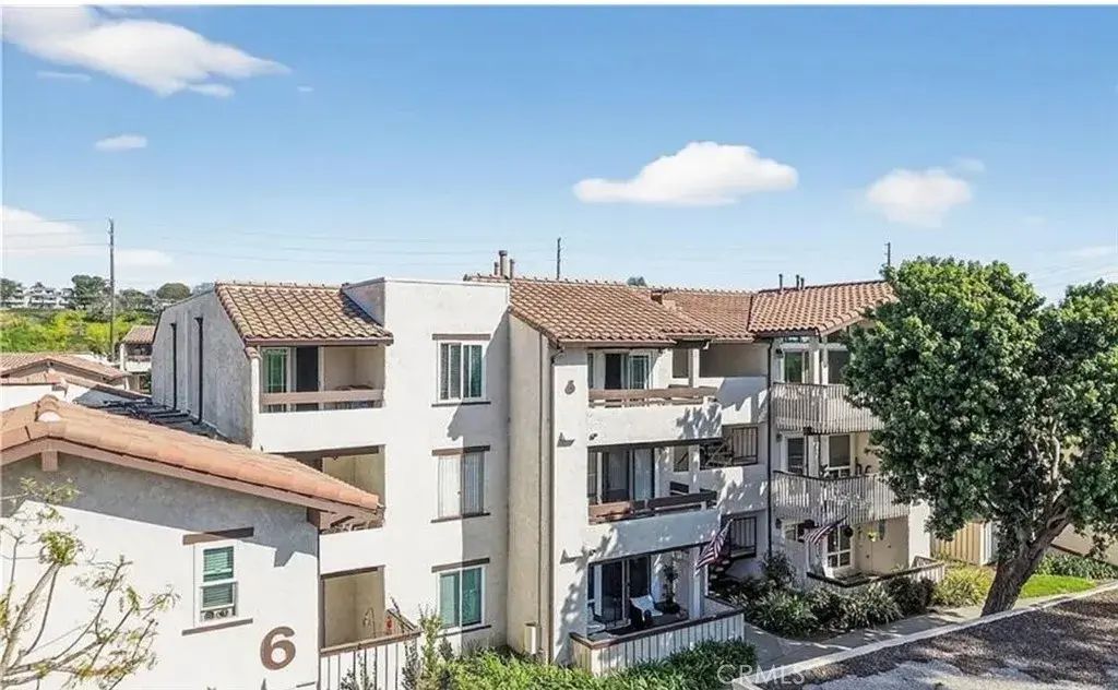 21372 Brookhurst, Huntington Beach