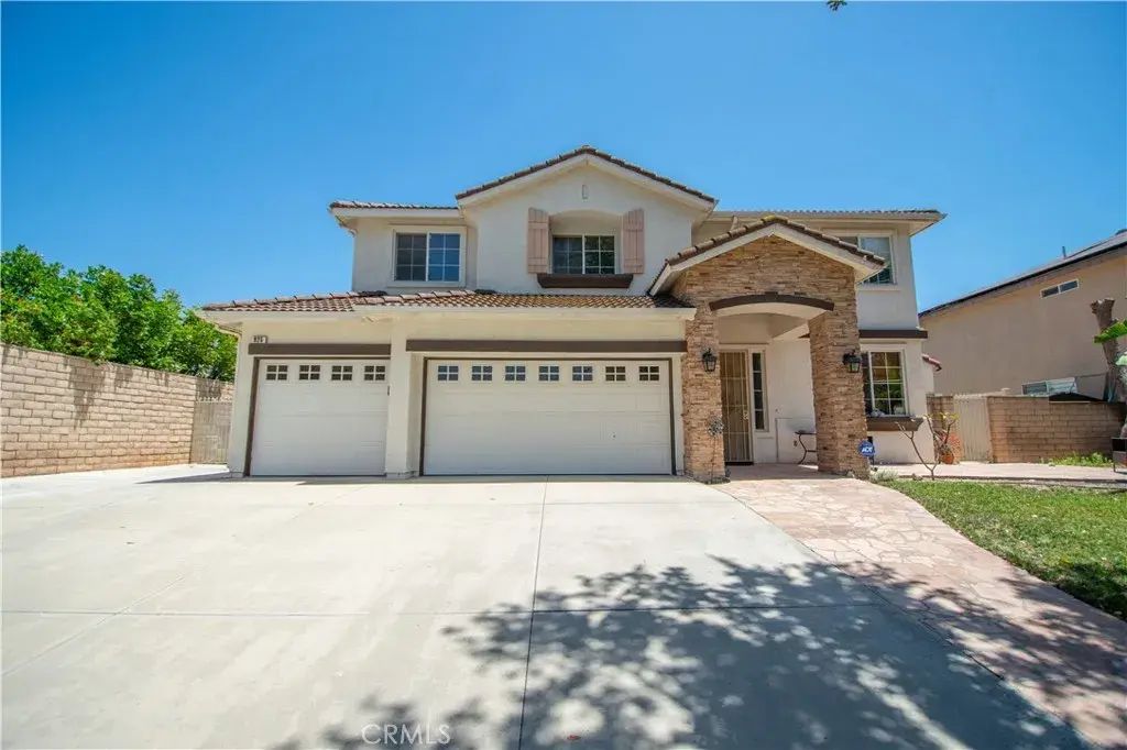925 Hemingway Drive, Corona