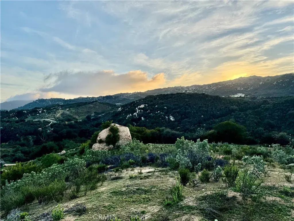 18 Calle Bandido, Murrieta