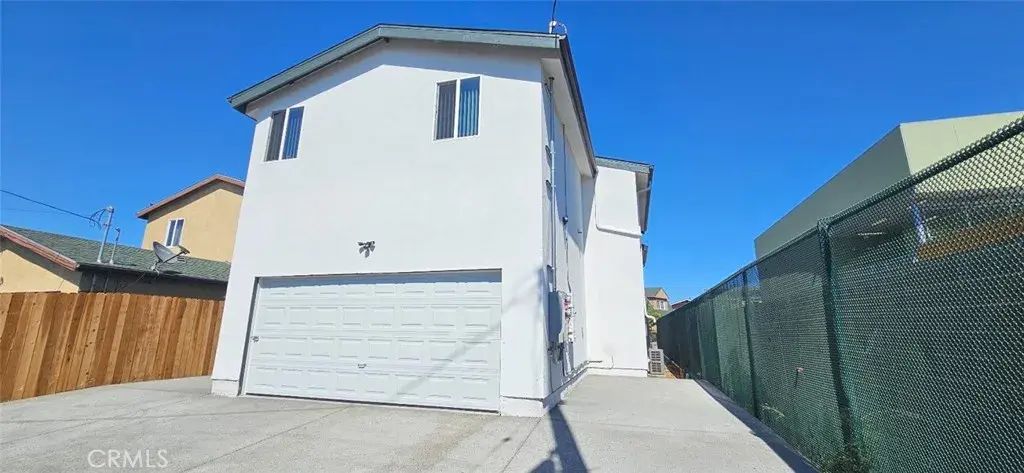 3839 Woodlawn 1/2, Los Angeles