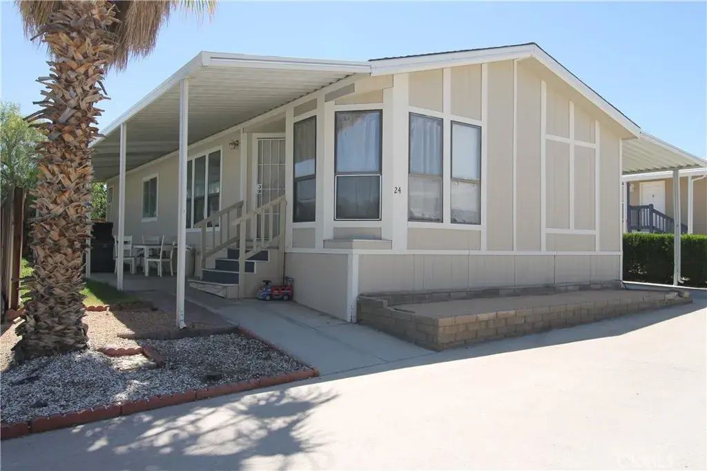 2494 W Main 24, Barstow