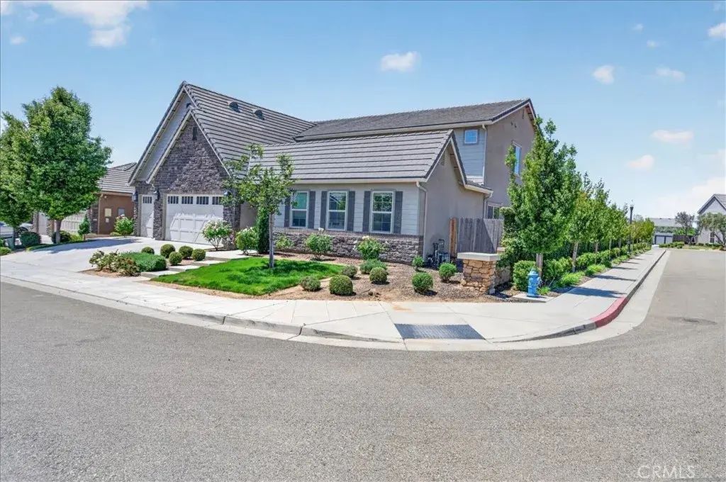 338 Boulder Drive South, Madera
