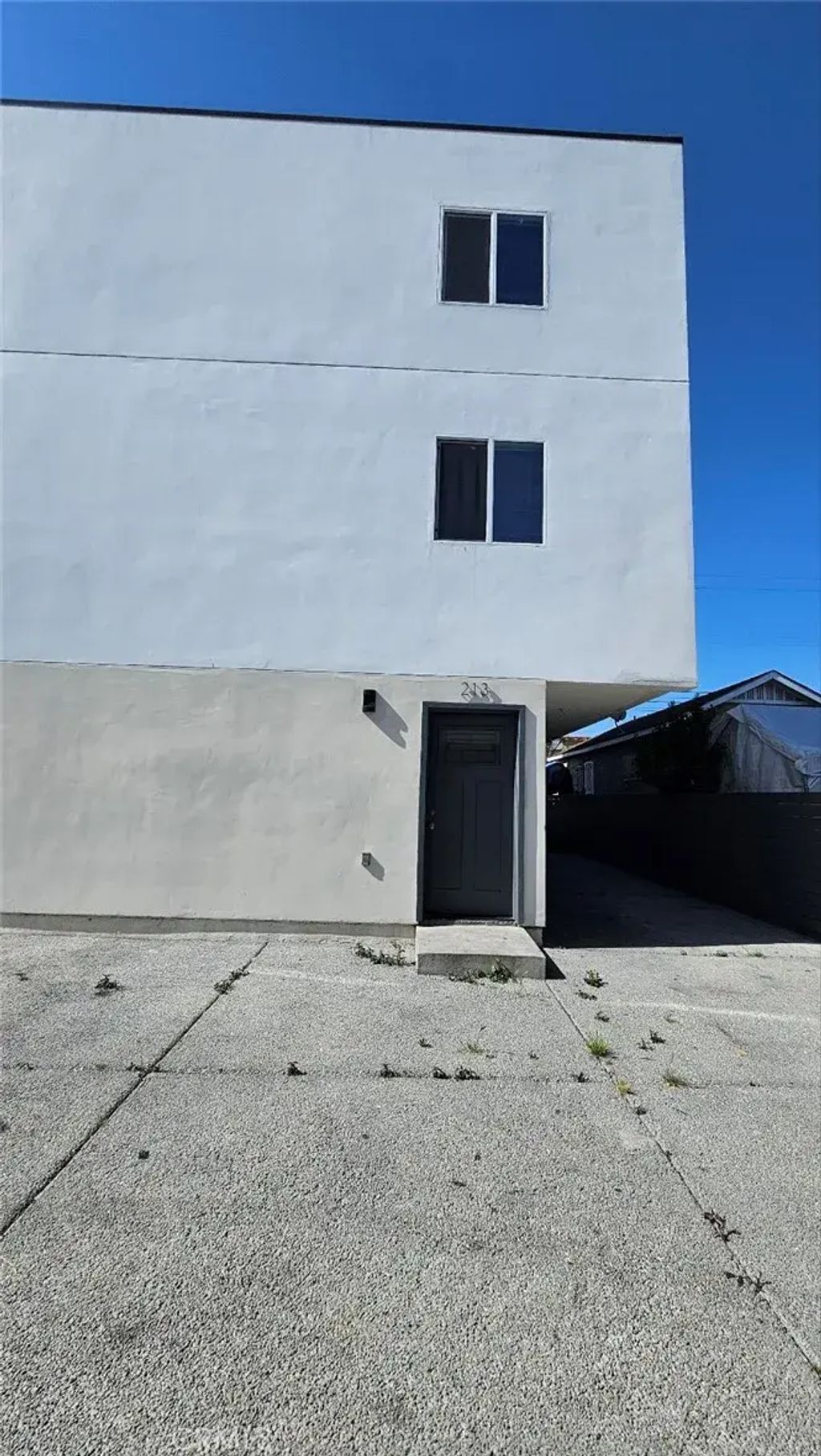 213 W 43rd, Los Angeles