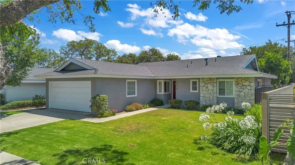 2874 N Heather Road, Long Beach