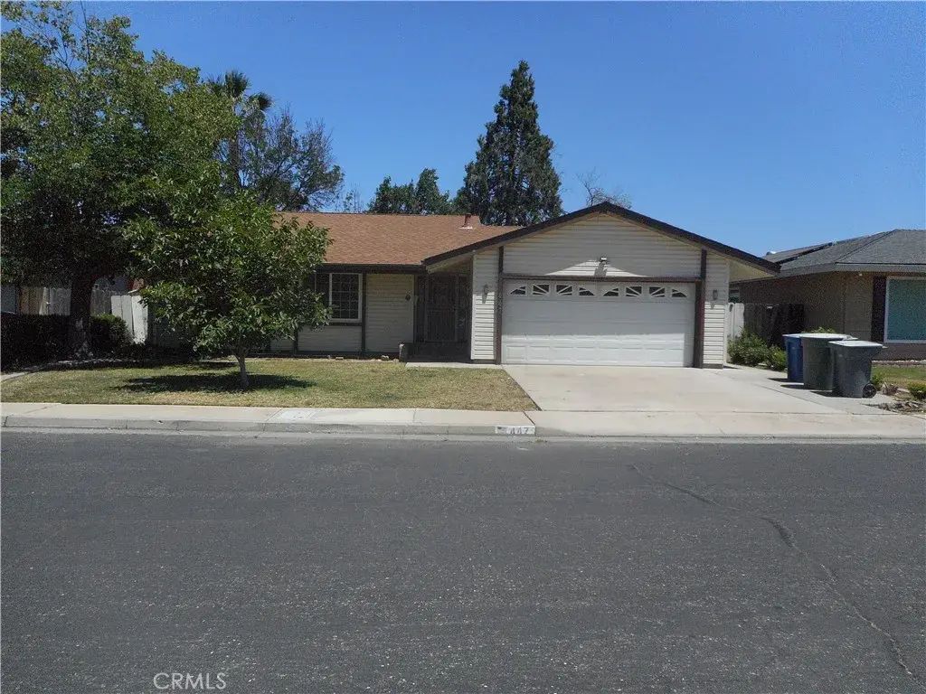 447 Gail Court, Merced