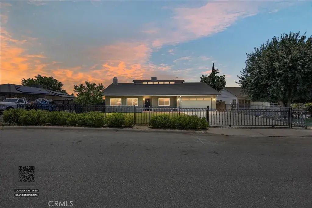 1769 Burton Way, Bakersfield