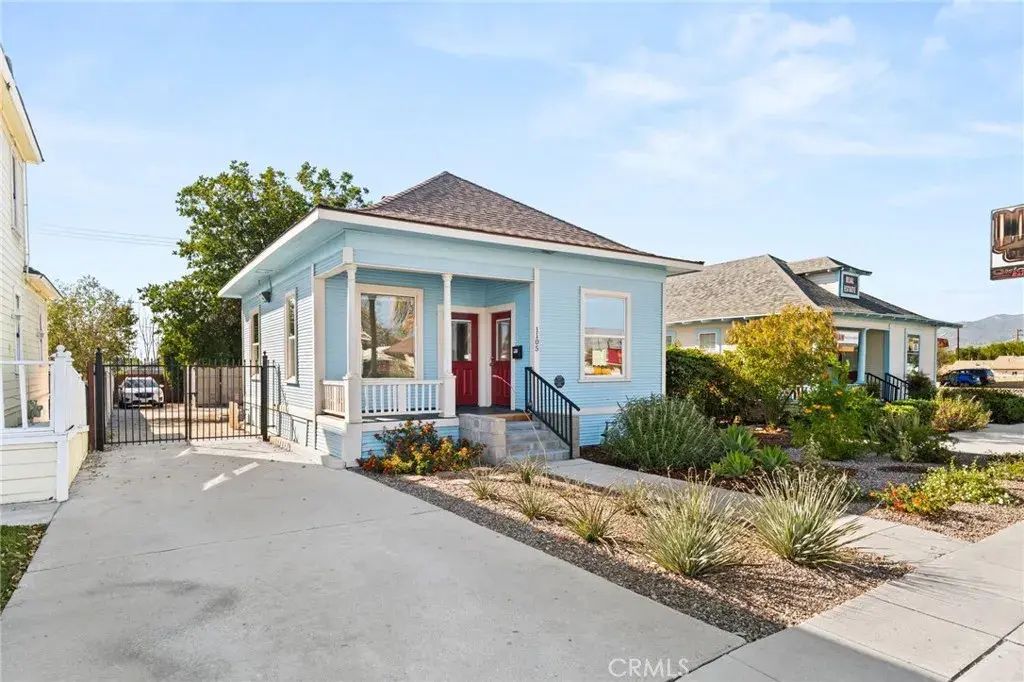 1105 Orange Street, Redlands