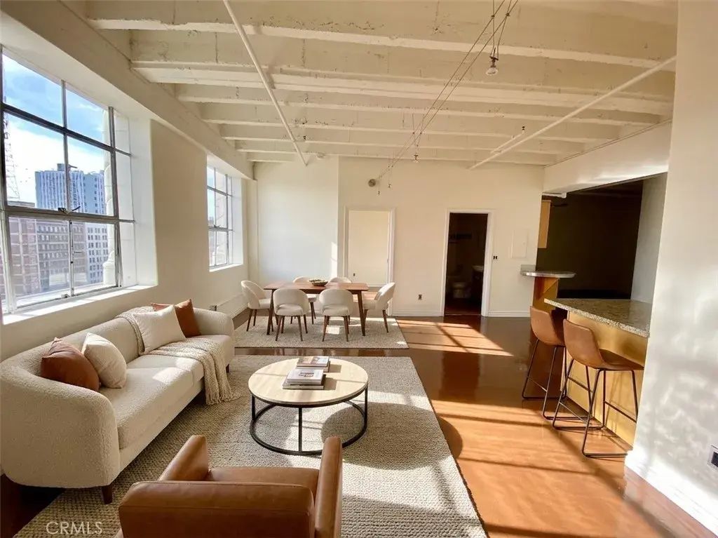 312 W 5th Street 1017, Los Angeles