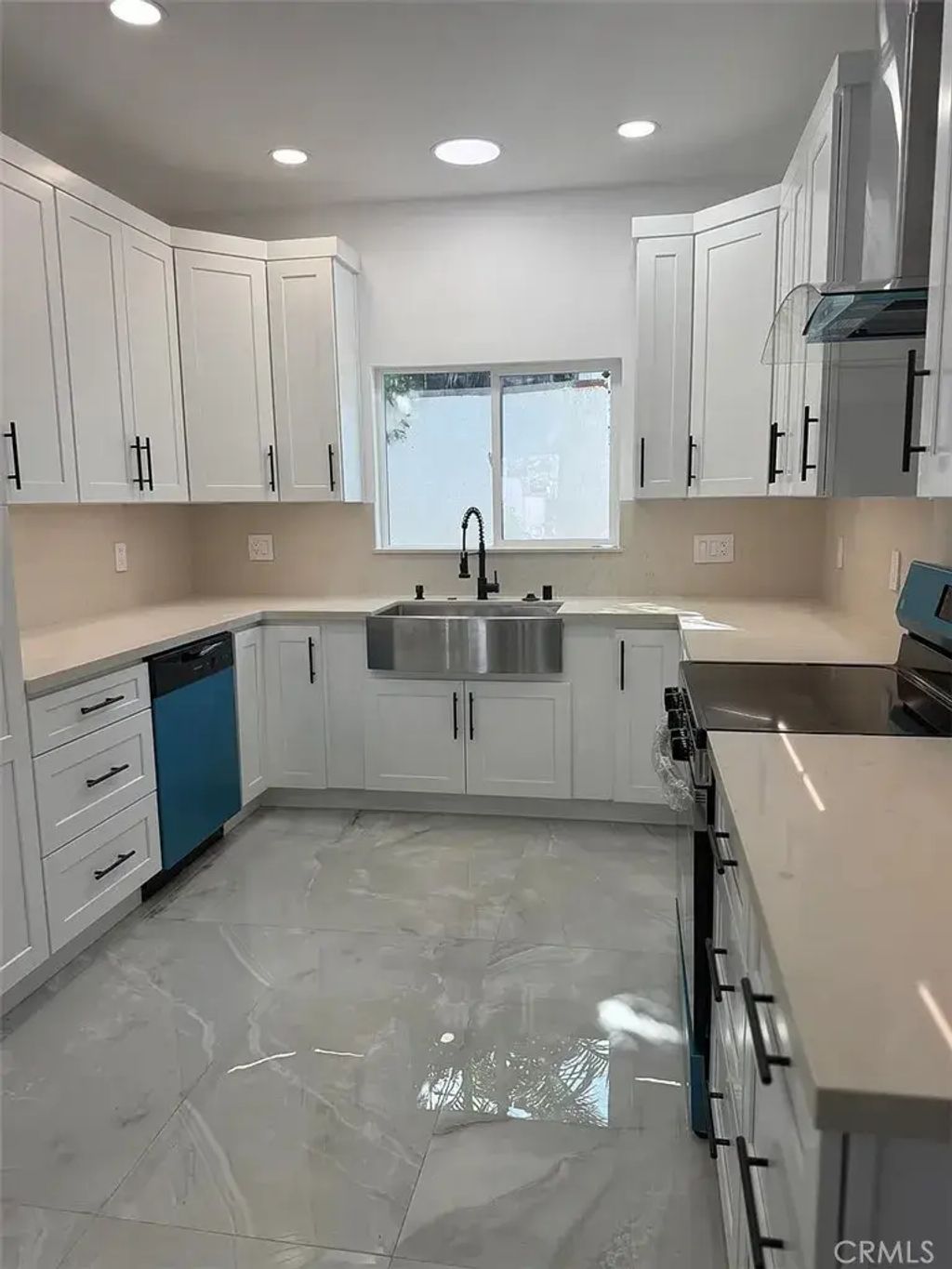 522 Stanford Rd, Burbank