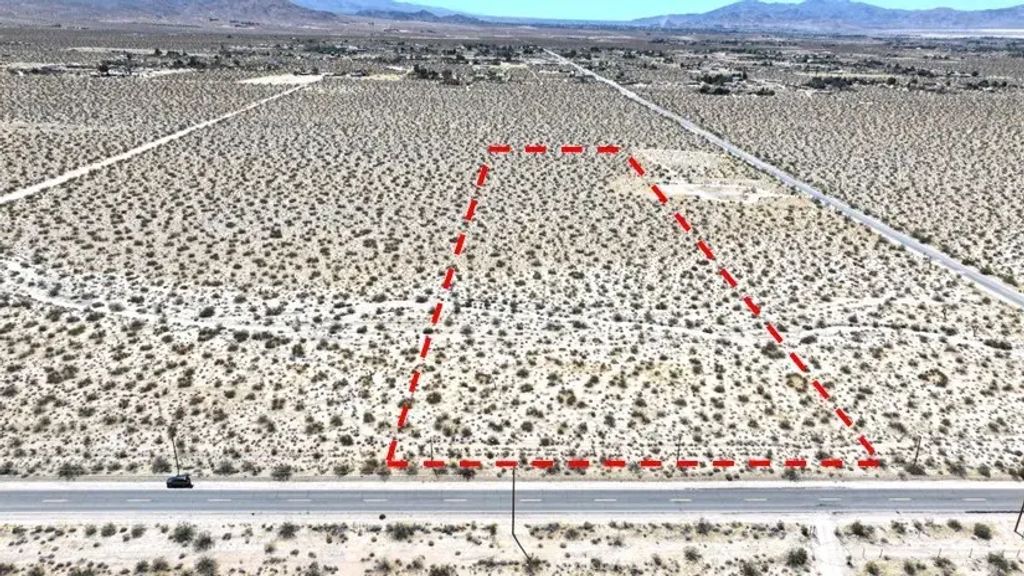 9 Camp Rock, Lucerne Valley