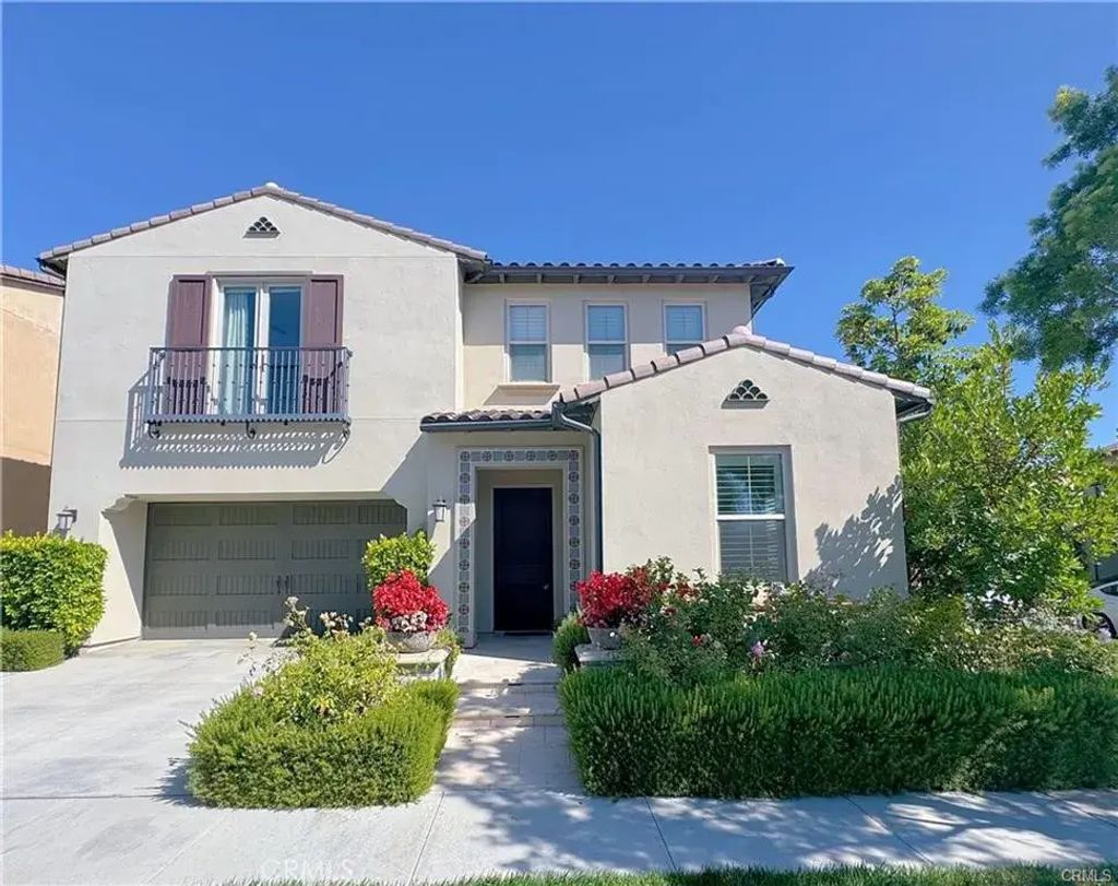 224 Geyser, Irvine
