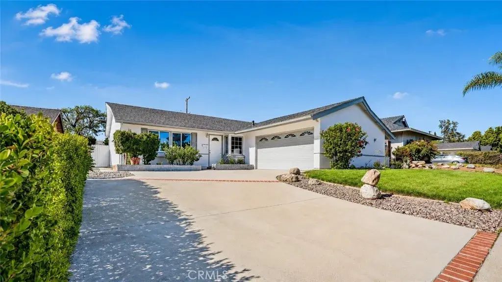 2321 Mccart, La Habra