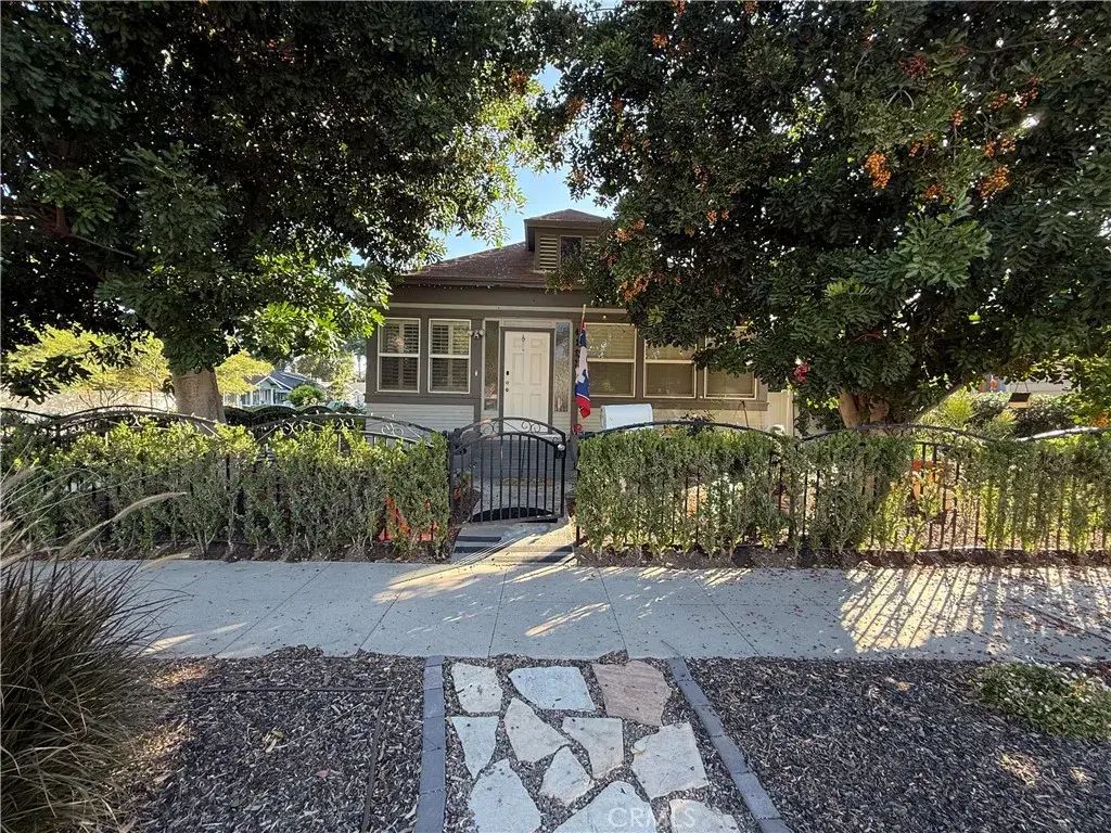 4193 5th, Riverside