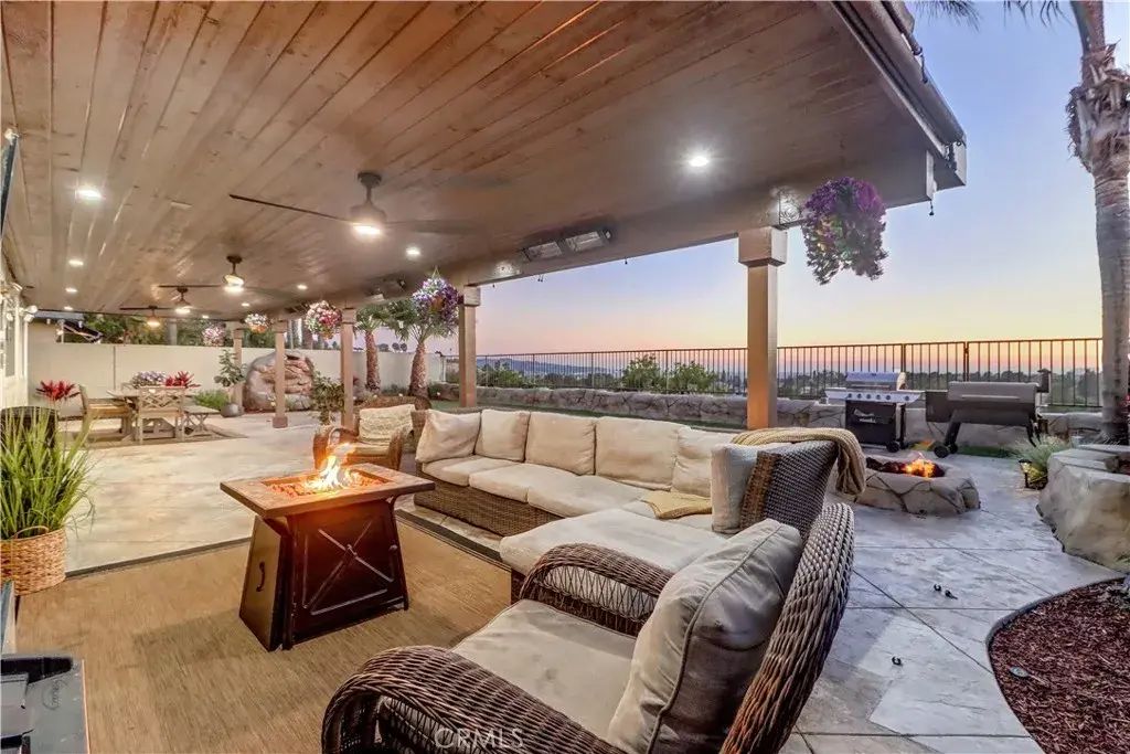 5851 Walnut Creek, Yorba Linda