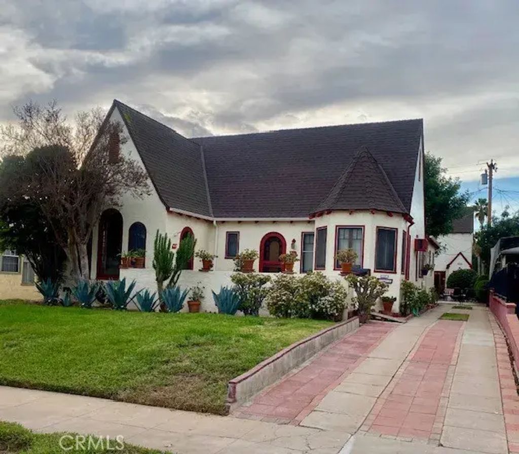 411 La France Avenue, Alhambra
