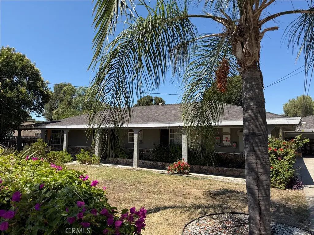 12520 Norton, Chino