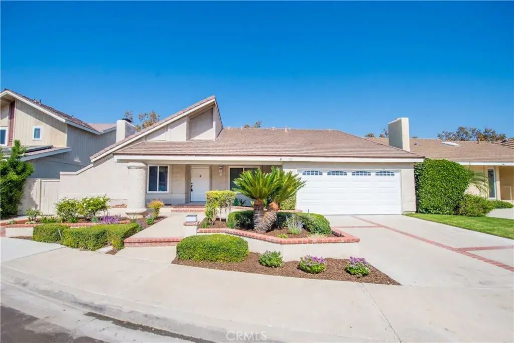 32 Deer Spring, Irvine
