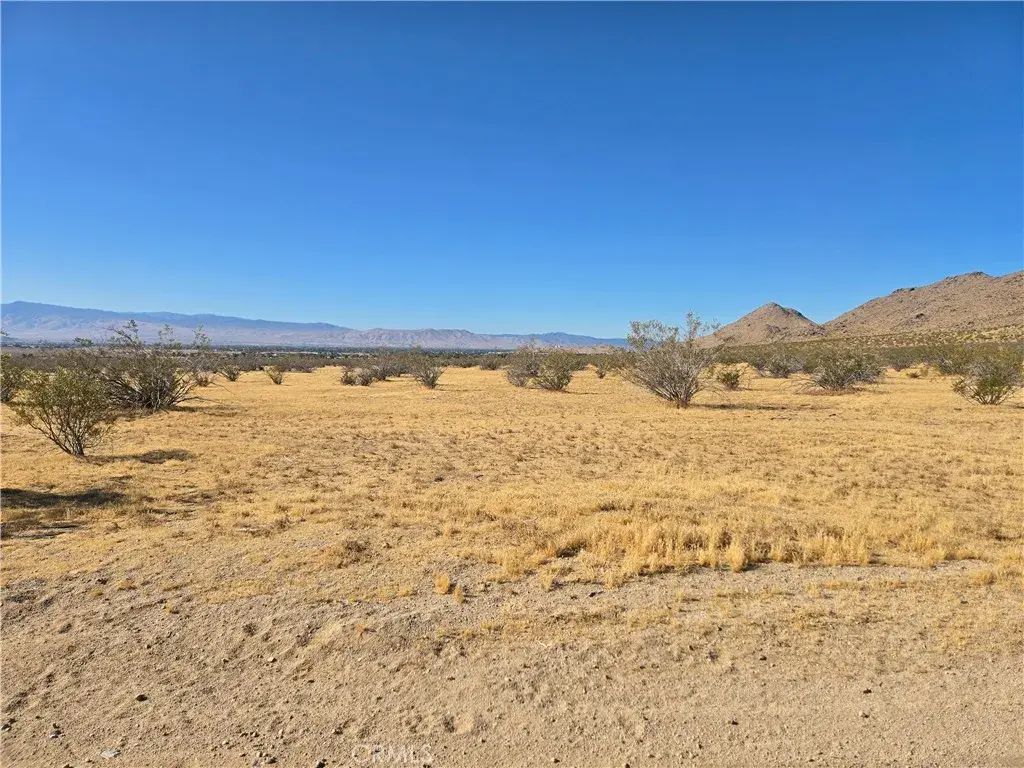 Falchion Rd 0472-331-03, Apple Valley