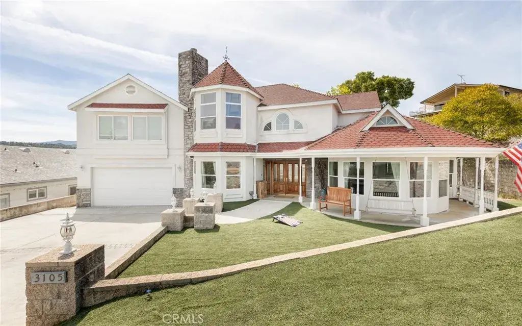 3105 E Beach Circle, Bradley